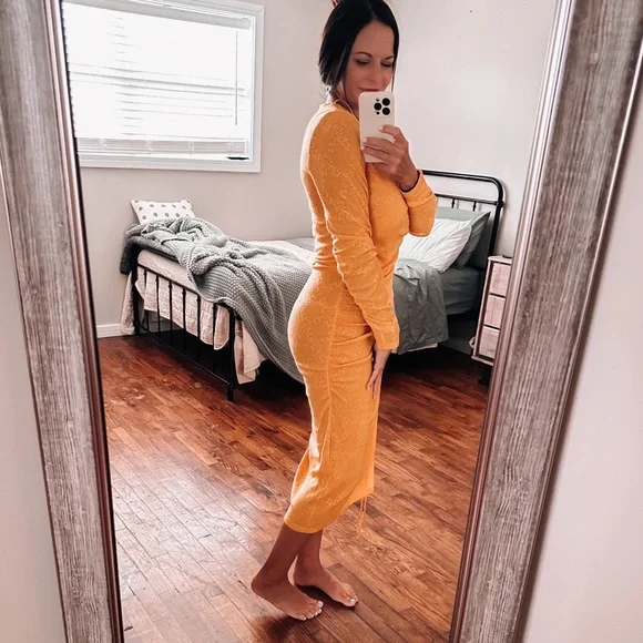 vici gold midi dress with adjustable side split - Picture 3 of 9